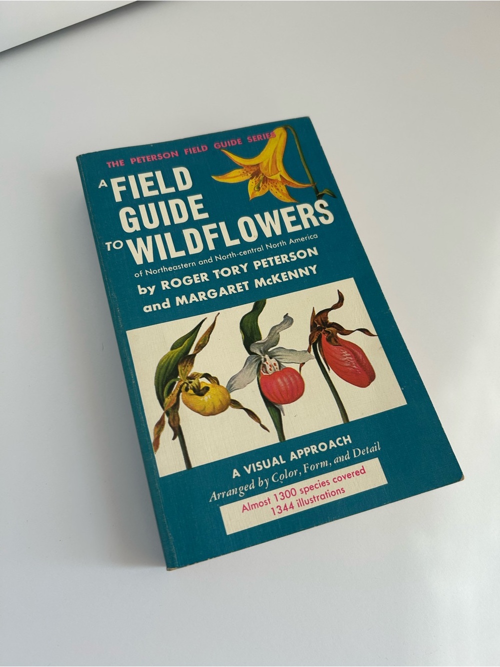 Vintage Book | A Field Guide to Wildflowers | The Peterson Field Guide Series